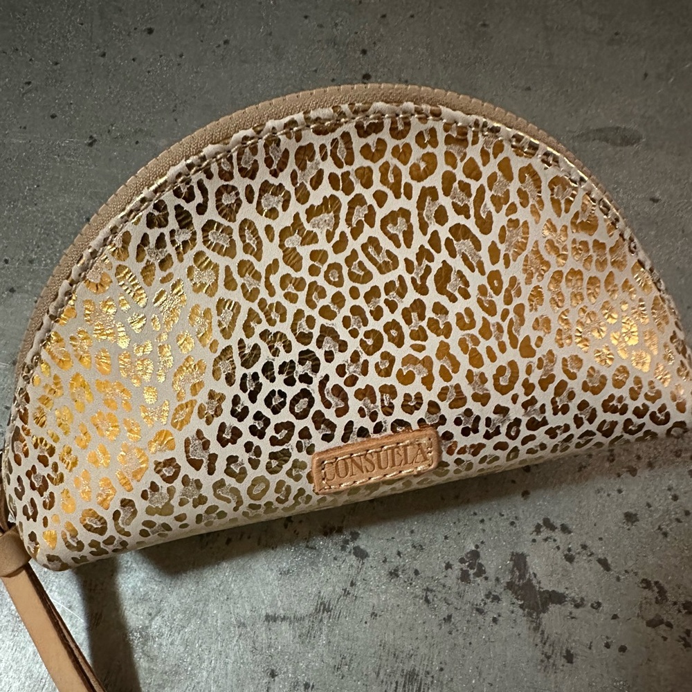 Consuela Kit Cosmetic Case